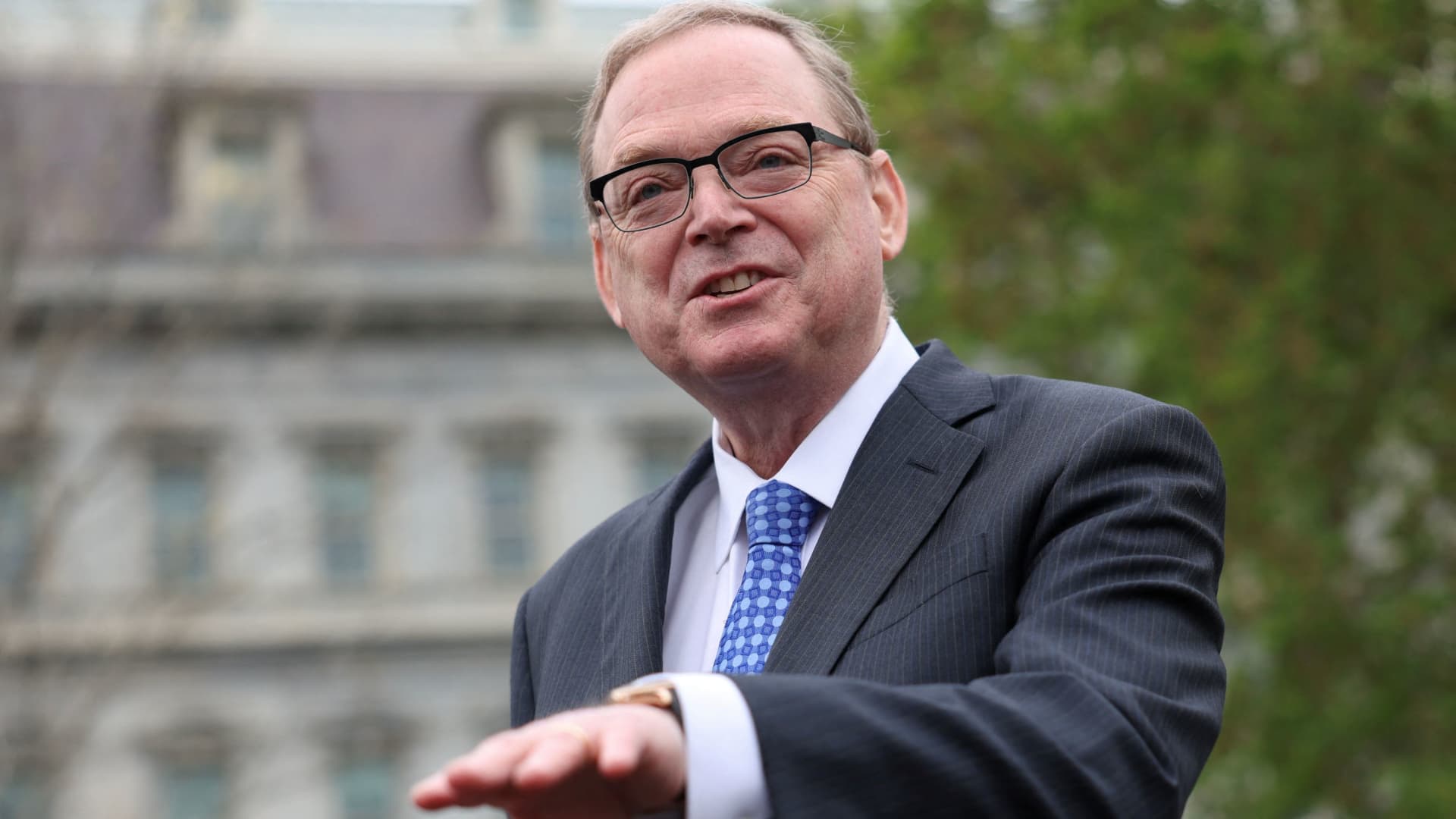 Trump can fireplace Powell if there’s trigger: Hassett