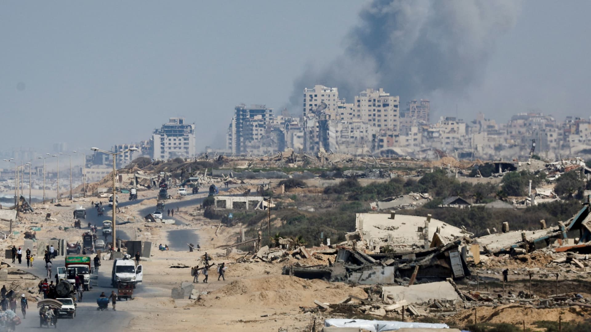 Trump asks Israel to cease bombing Gaza, saying Hamas is prepared for peace